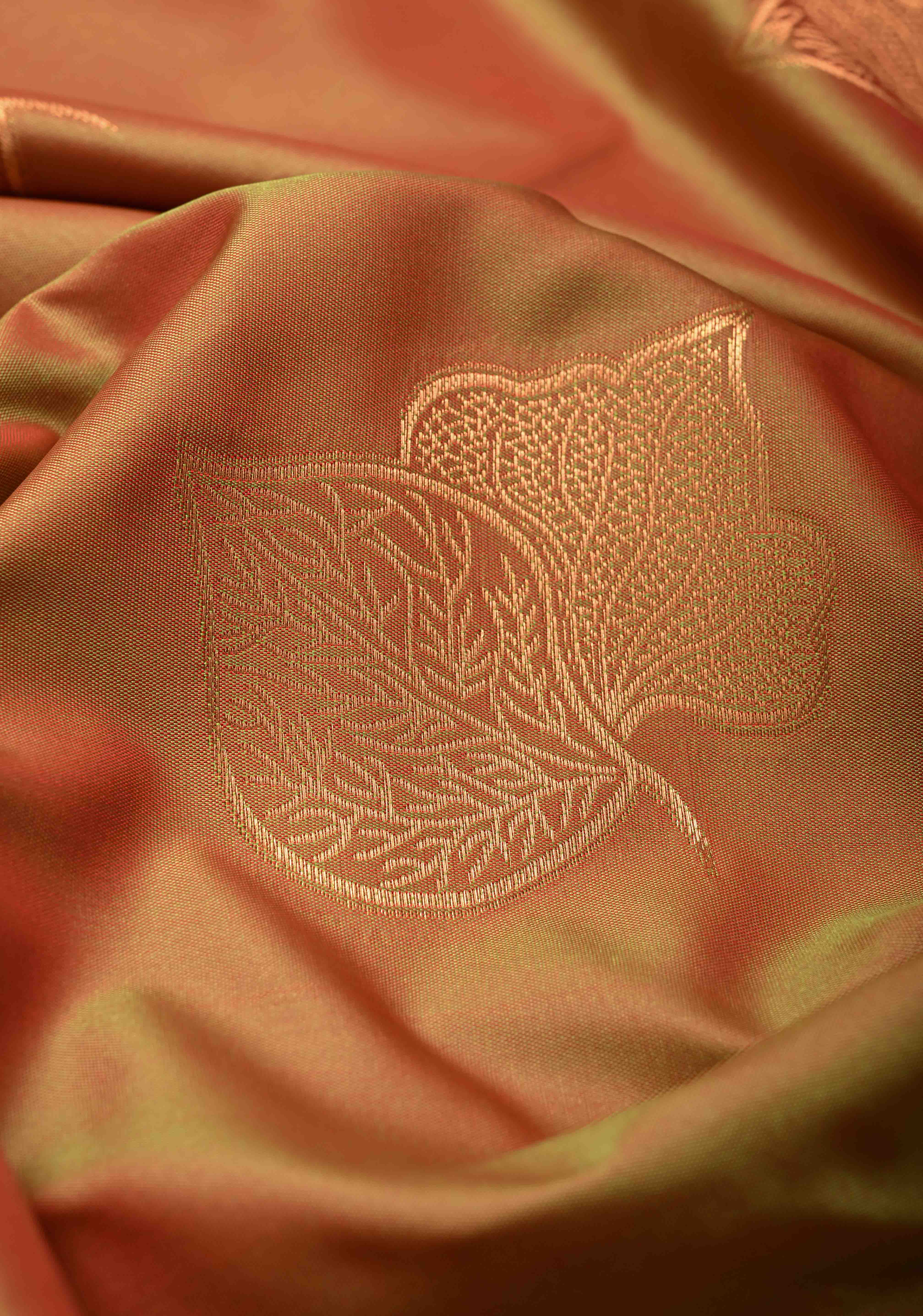 Green Dual tone Kanchi Semi Silk Saree with Leaf Buttas and Zari Border | Shobitam