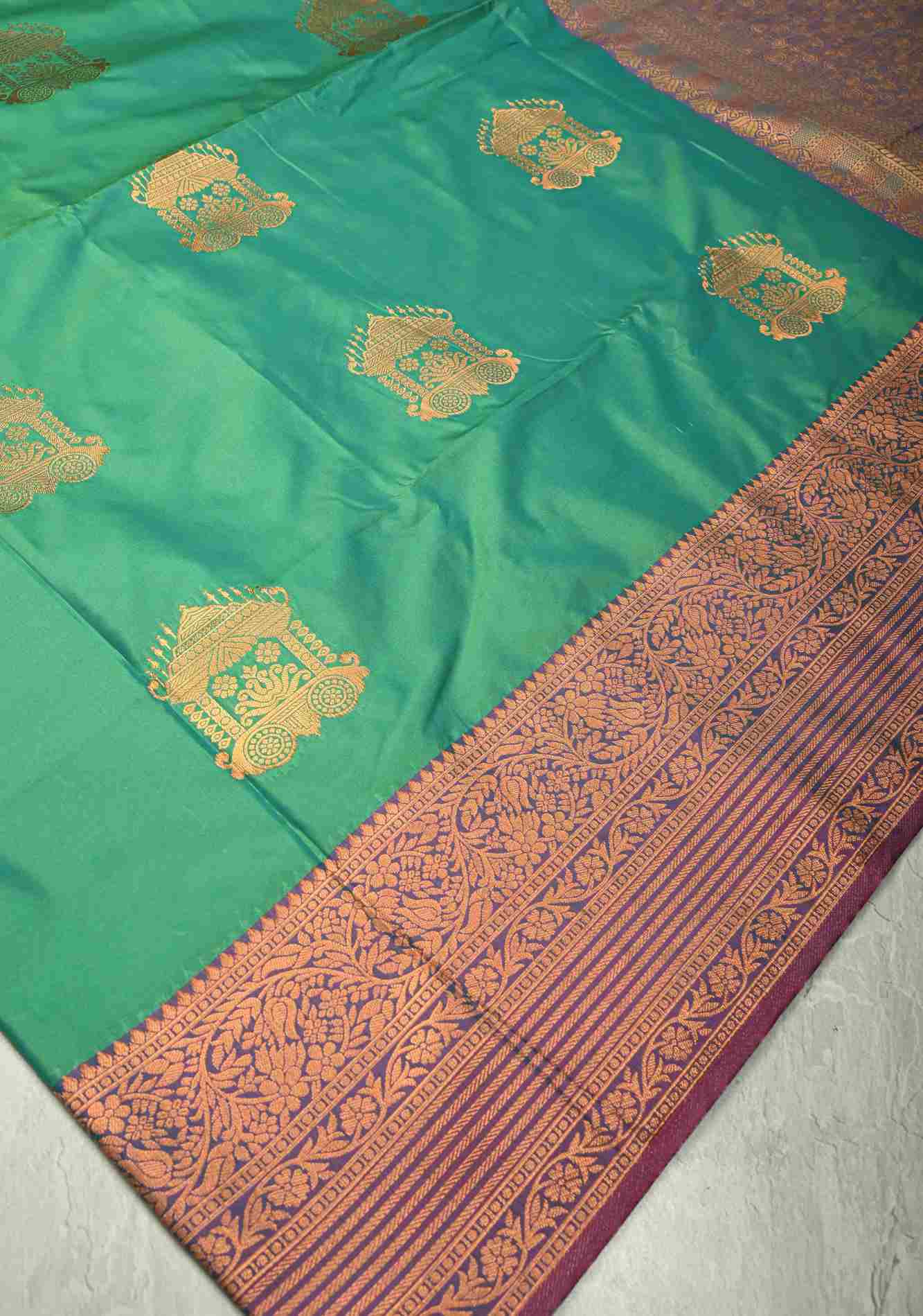 Green Dual tone Kanchi Semi Silk Saree with Temple Chariot Zari Buttas and Contrast Zari Border Ready To Wear Saree