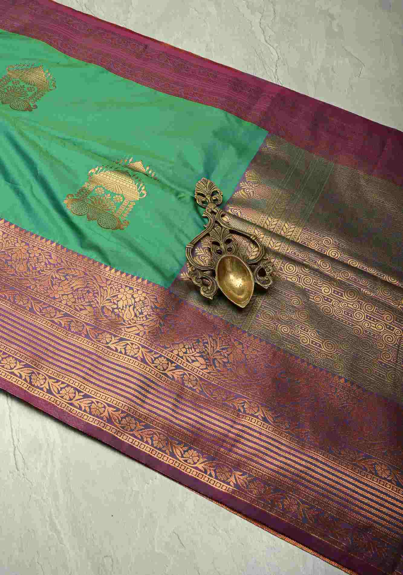 Green Dual tone Kanchi Semi Silk Saree with Temple Chariot Zari Buttas and Contrast Zari Border Ready To Wear Saree
