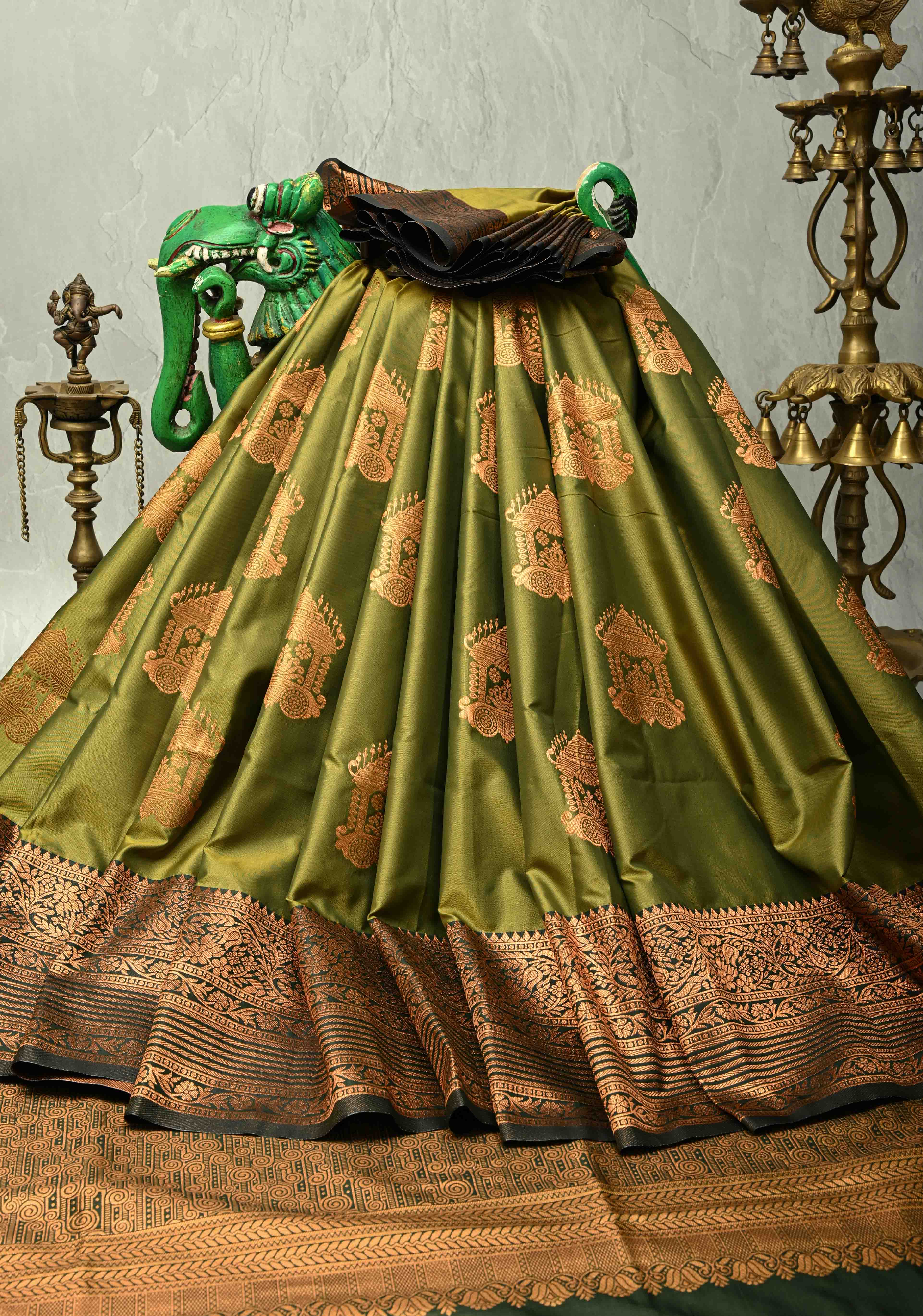 Henna Green Dual Tone Kanchi Semi Silk Saree with Temple Chariot Zari Buttas  and Contrast Wide Zari Border | Shobitam