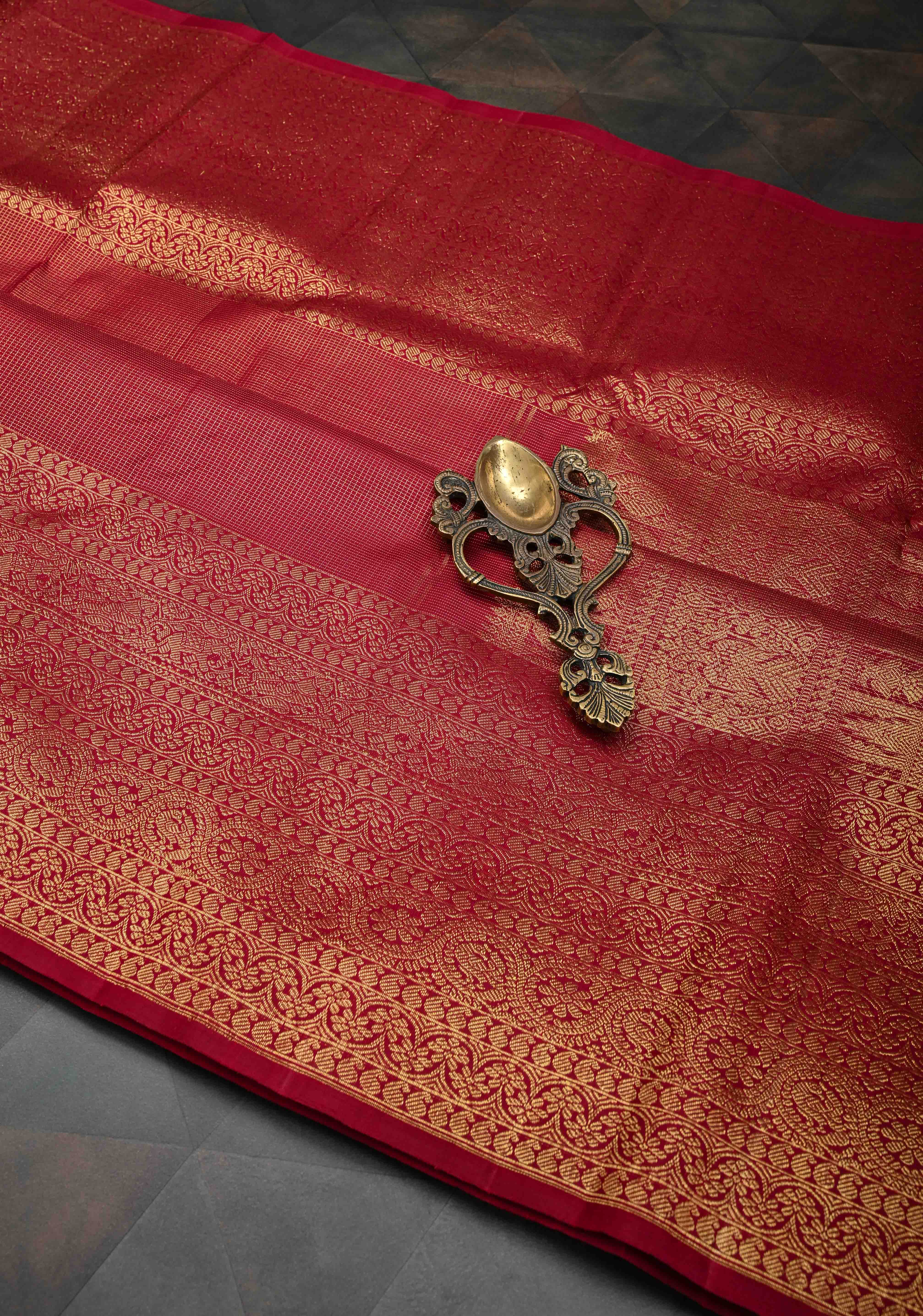 Stunning Brick Red Gadwal Silk Saree with Podi-Kattam Zari Checks and Wide Zari Border | SILK MARK CERTIFIED | SHOBITAM