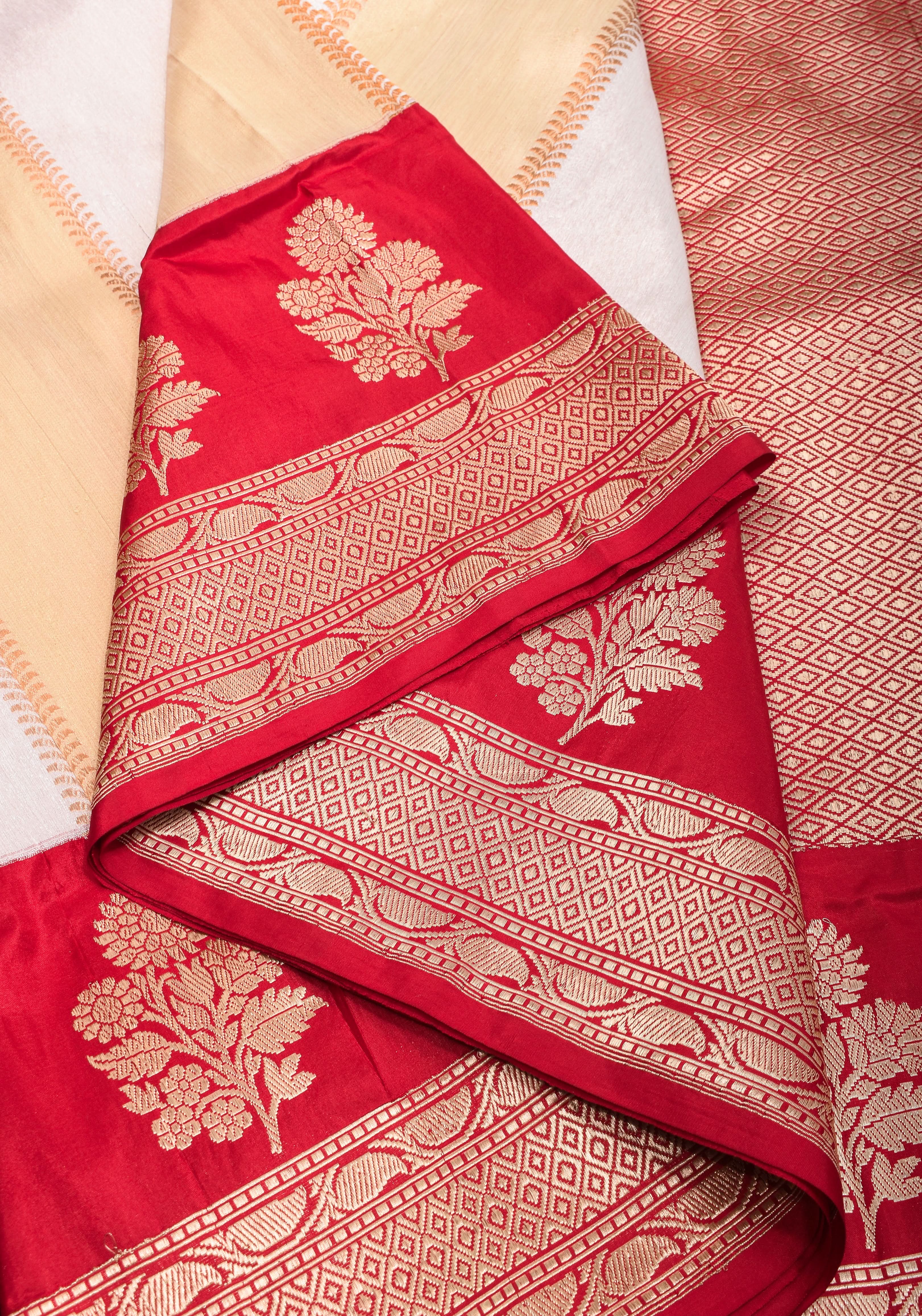 Unique Design White Dual tone Jharoka Pattern Pure Katan Silk saree with Contrast Zari borders | SILK MARK CERTIFIED | SHOBITAM