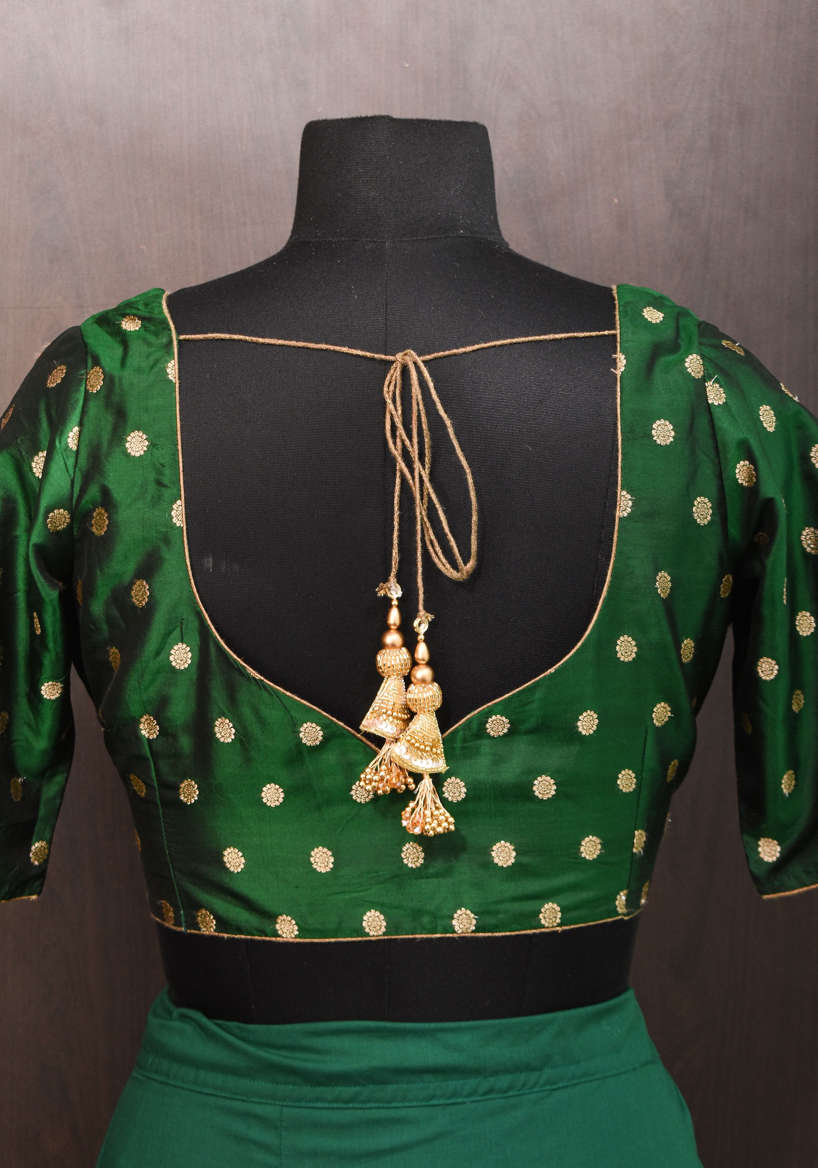 Vidya Balan Kanjivaram Pure Silk Blouse in Emerald Green with zari buttas , Mix and match Blouse for saree | Shobitam