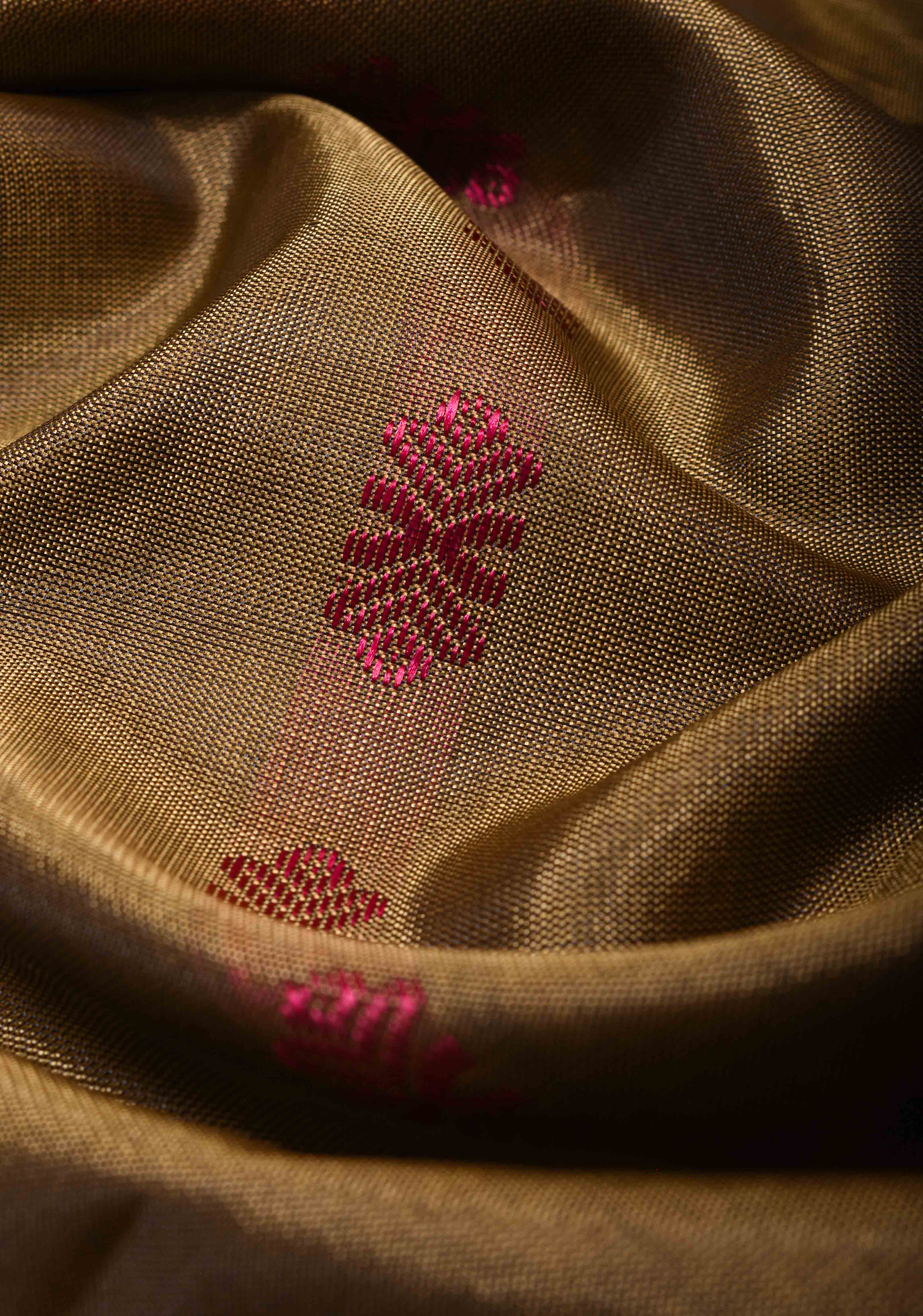 Vegan Silk Handloom Saree in French Beige with Resham Buttas and Contrast Pallu , No Blouse piece | SHOBITAM