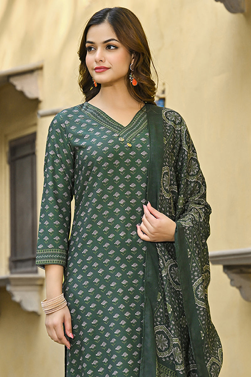 Green Cotton Blend Floral Printed Straight Suit Set | SHOBITAM