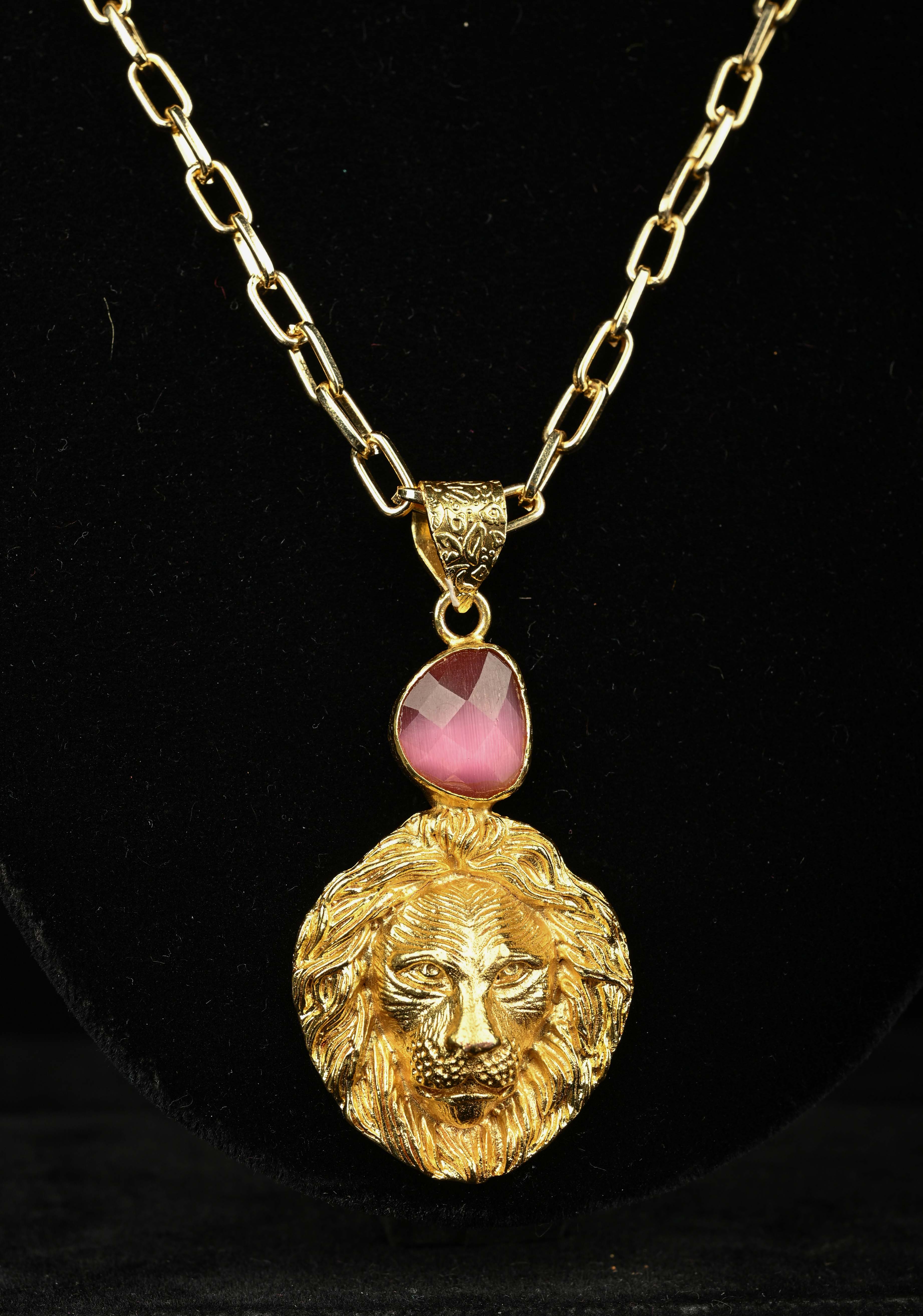 Monalisa Stone Lion Head Pendant Necklace | Shobitam