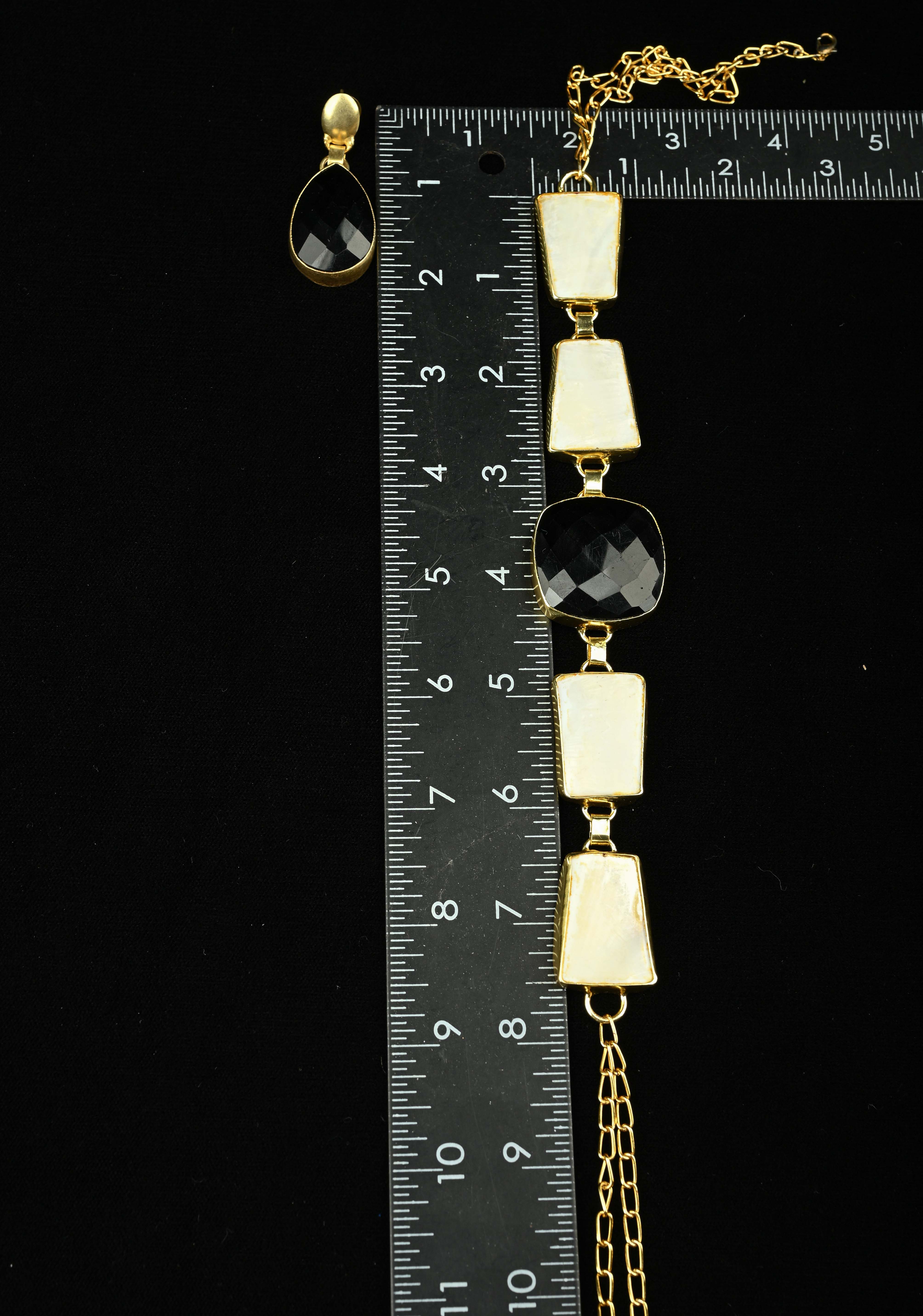 Mother of Pearls and Black Onyx Necklace and Earrings Set | Shobitam