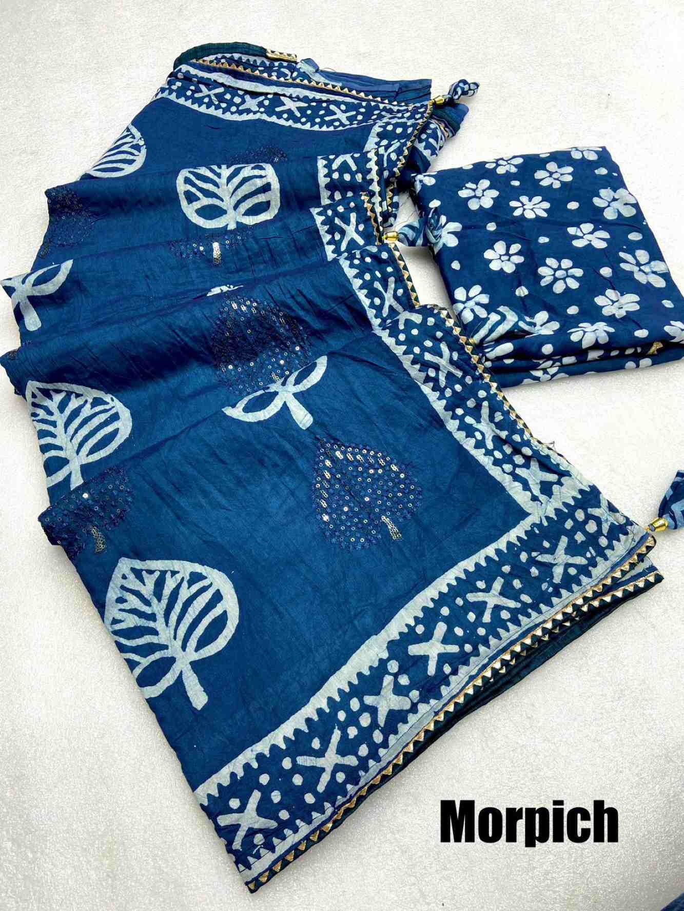 Soft cotton Batik Printed All Over With Sequins Work Butta & Rich Look Latkan Wrap in 1 minute saree
