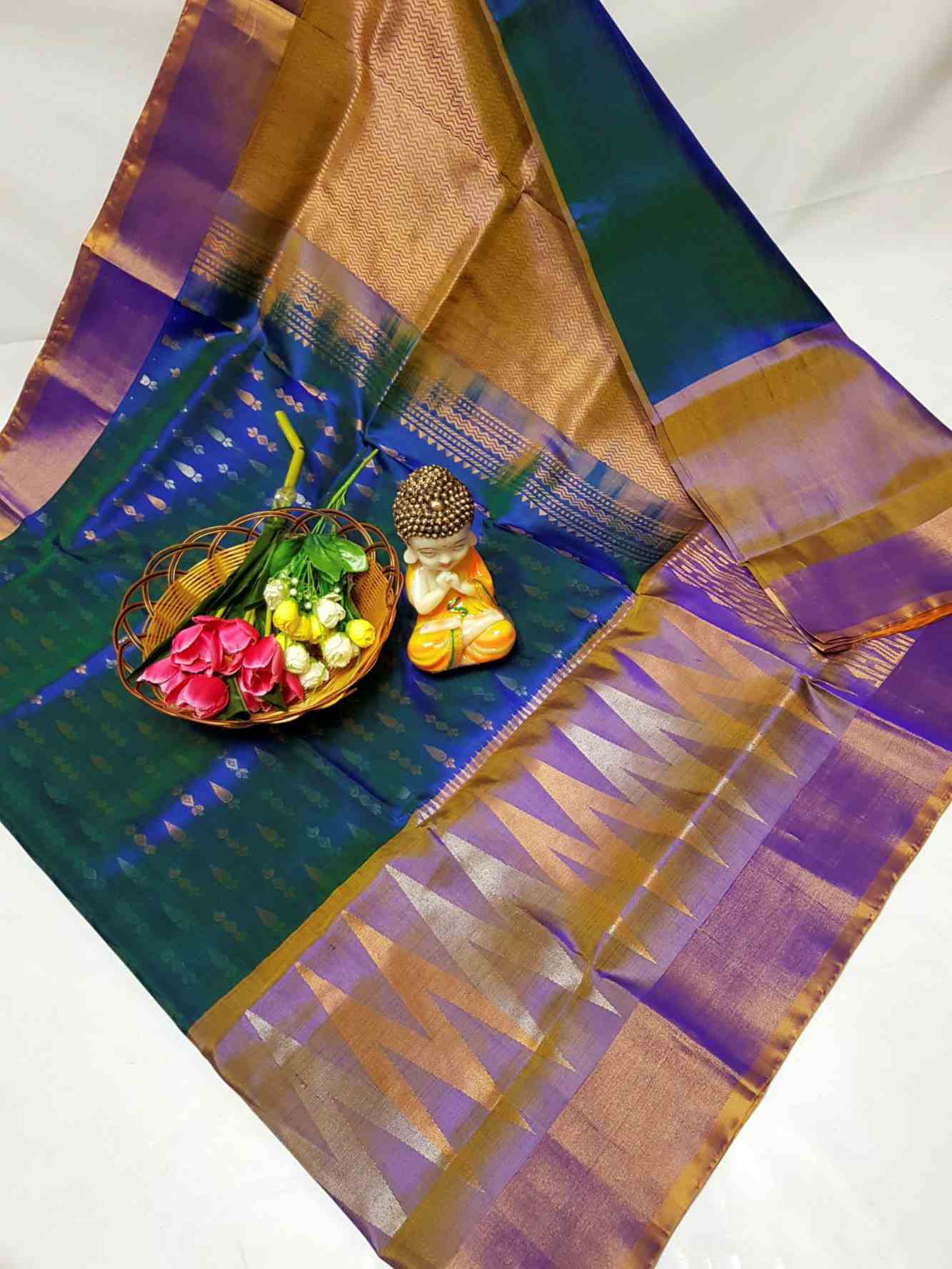 Uppada Pattu Anchulatha Pure Silk Temple Border Overall Zari Weave 1 Minute saree