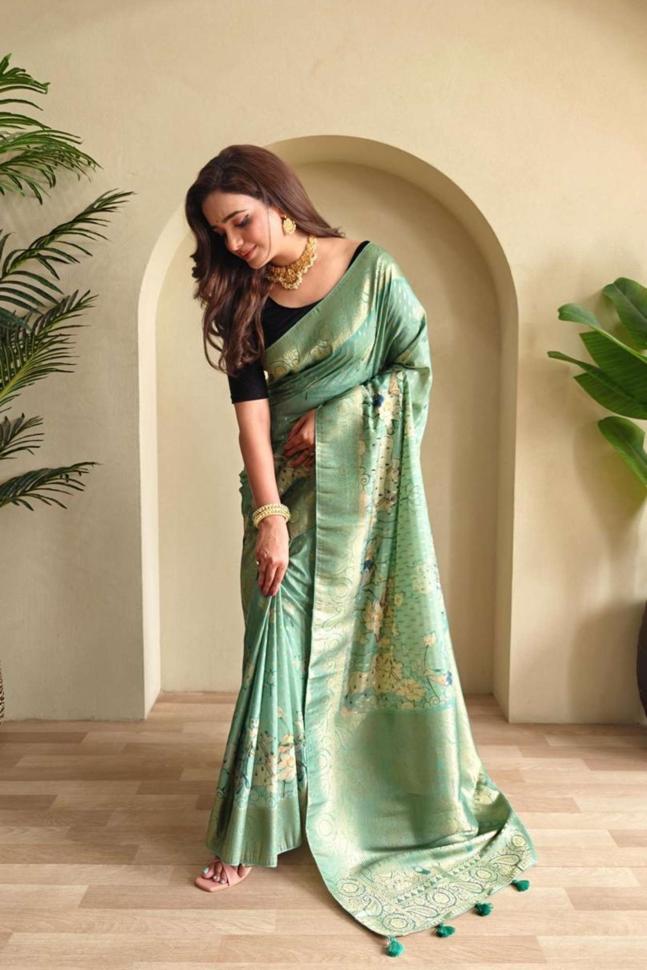 Viscose Georgette with Woven Detailing, Digital Prints & Tassels Ready To Wear Saree