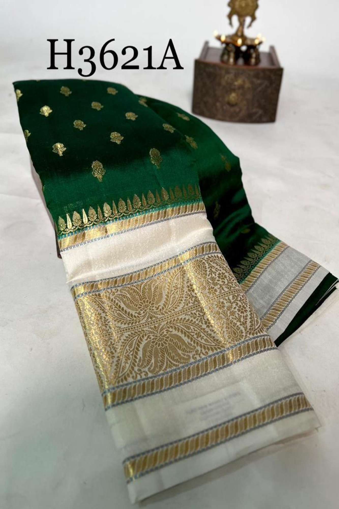 Pure Chettinad Soft Cotton Silk silk with Ornate Zari Border Ready To Wear Saree
