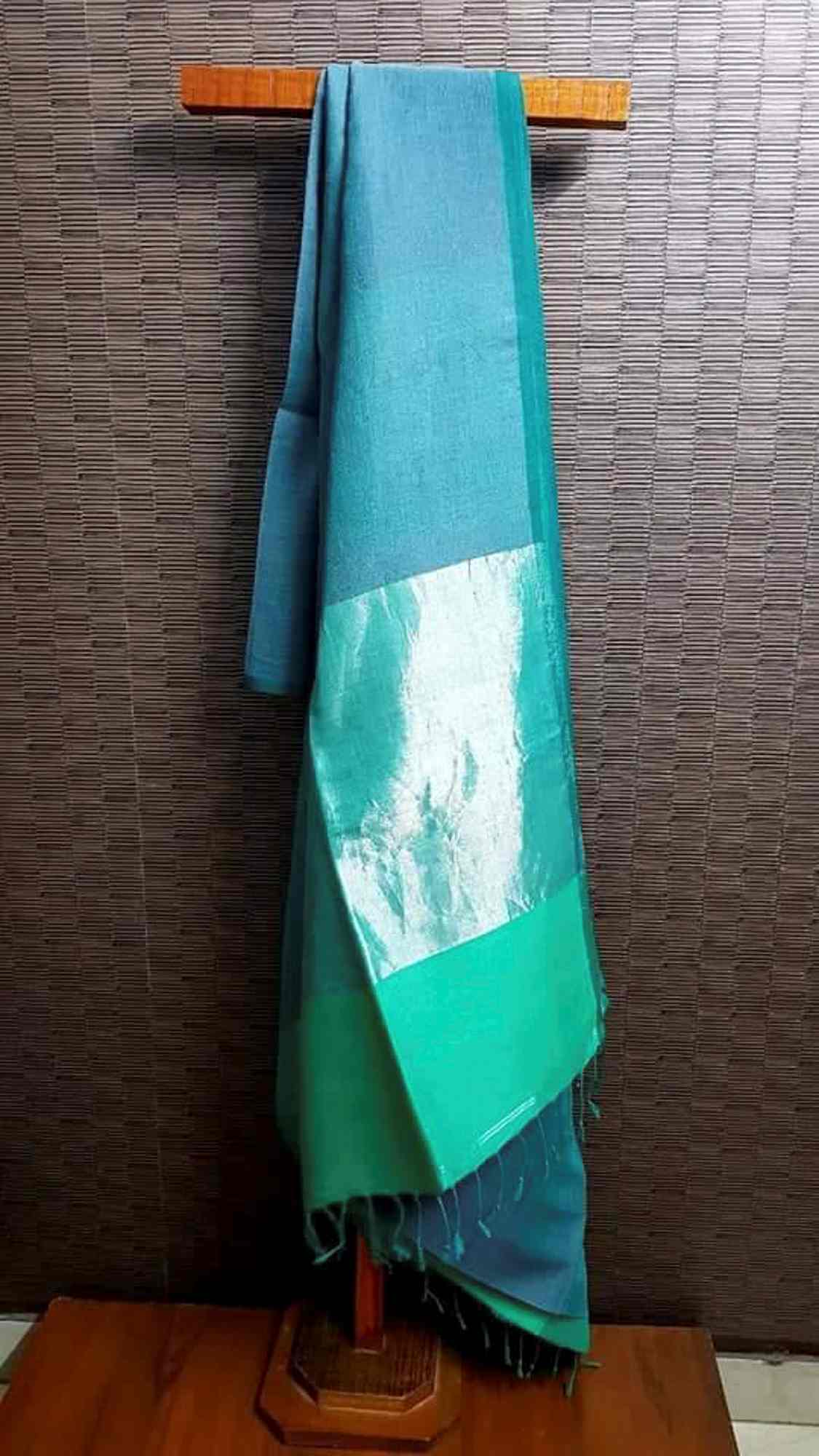 Cotton ready to wear Saree with Contrast shimmer woven Border Ready To Wear Saree