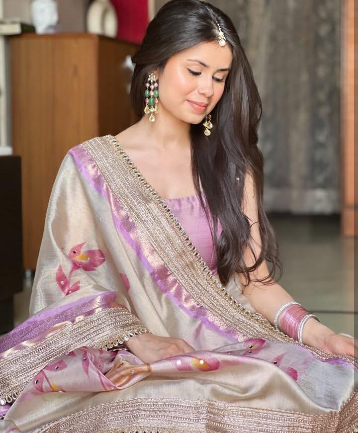 Pastel Floral Silk Blend  with Embroidered Border Ready To Wear Saree