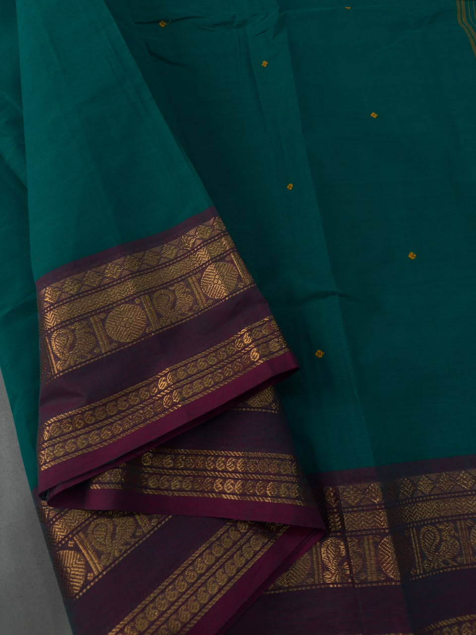 Rama Green Kanchi Cotton Saree with Thread Buttas and Contrast Zari Borders | SHOBITAM