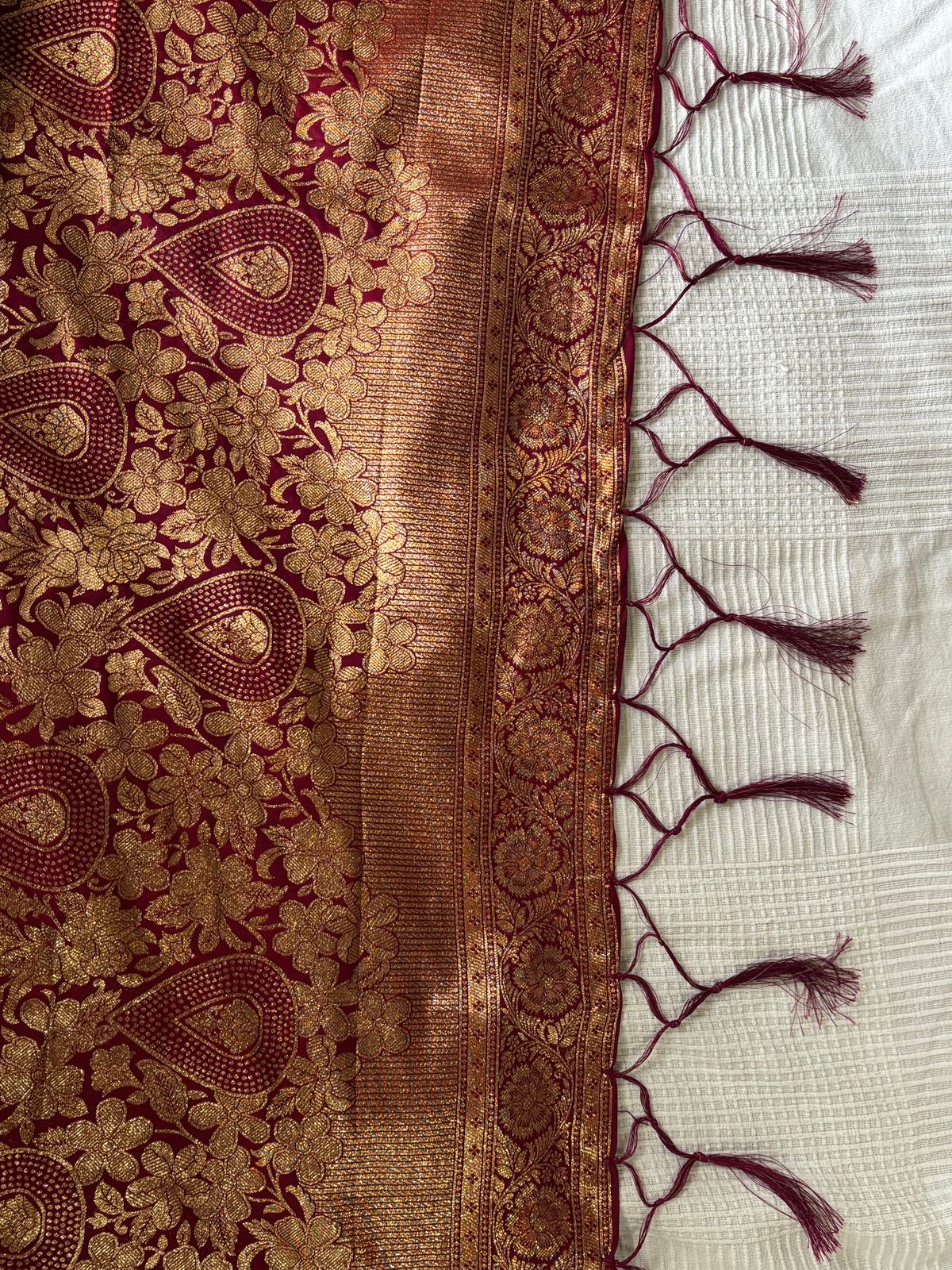 Maroon Kanchipuram With Traditional Detail Zari Motif Border Wrap in 1 minute saree