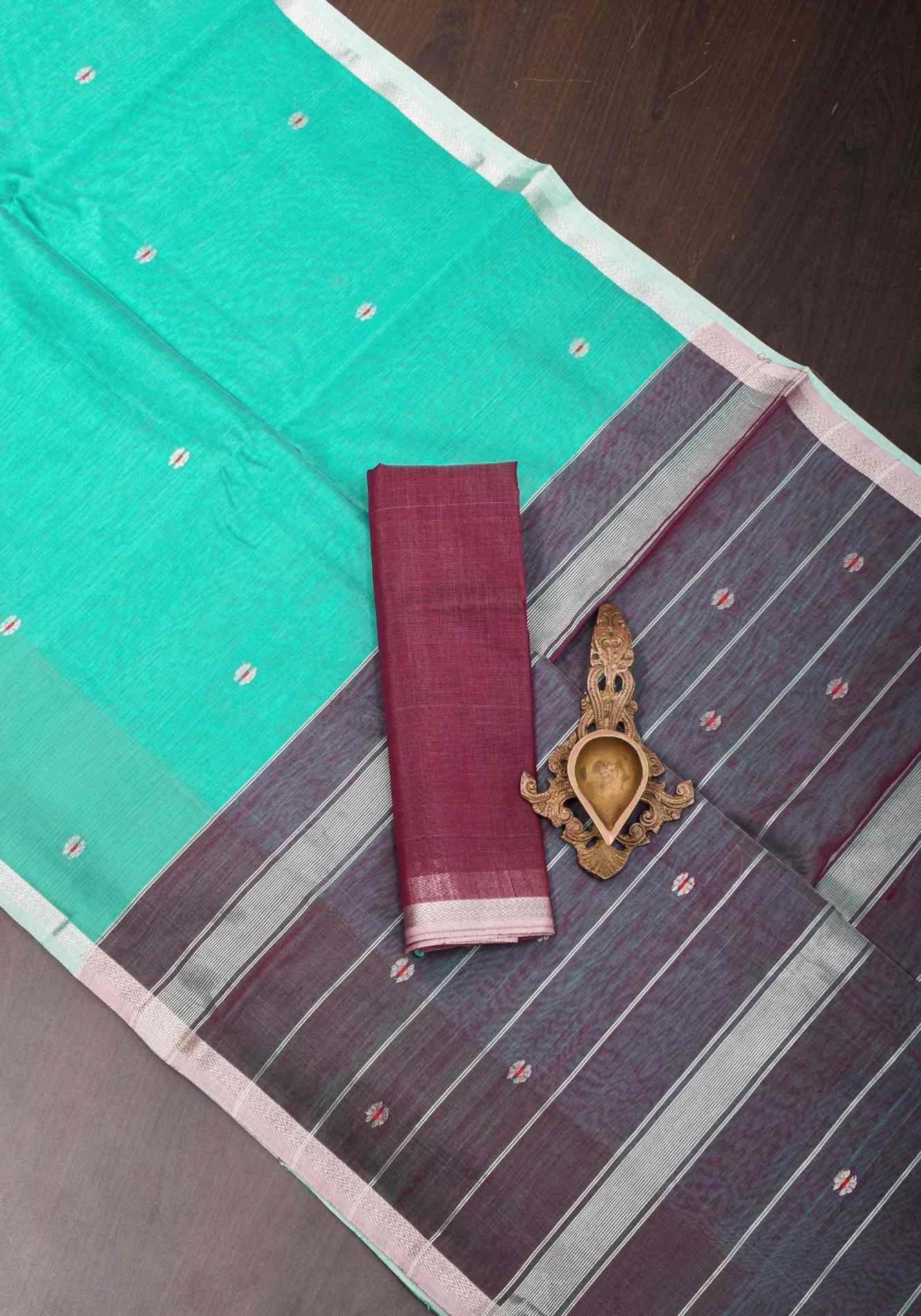 Handwoven Maheshwari Silk Cotton Saree  in Teal with minimal zari borders| Ready to Wear Sarees