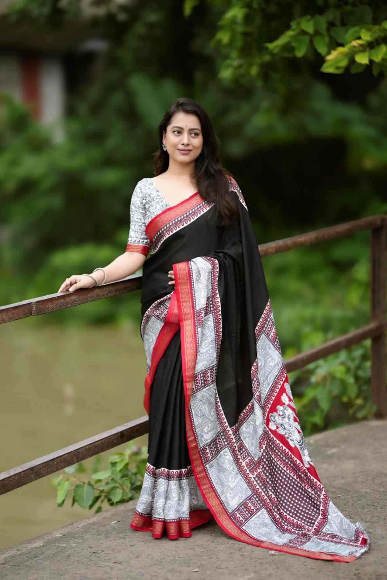 Elegant Madhubani Print Soft Cotton Saree with Self-Woven  & Zari Pattu Border Ready To Wear Saree