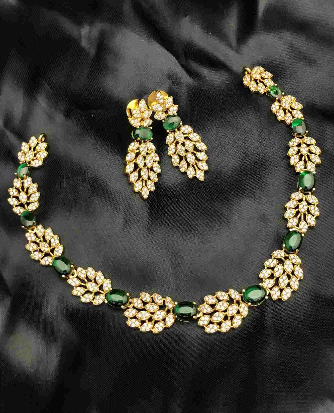 Gold Plated Dark Green Diamond With Choker Style Necklace And Pair Earring Jewelry set