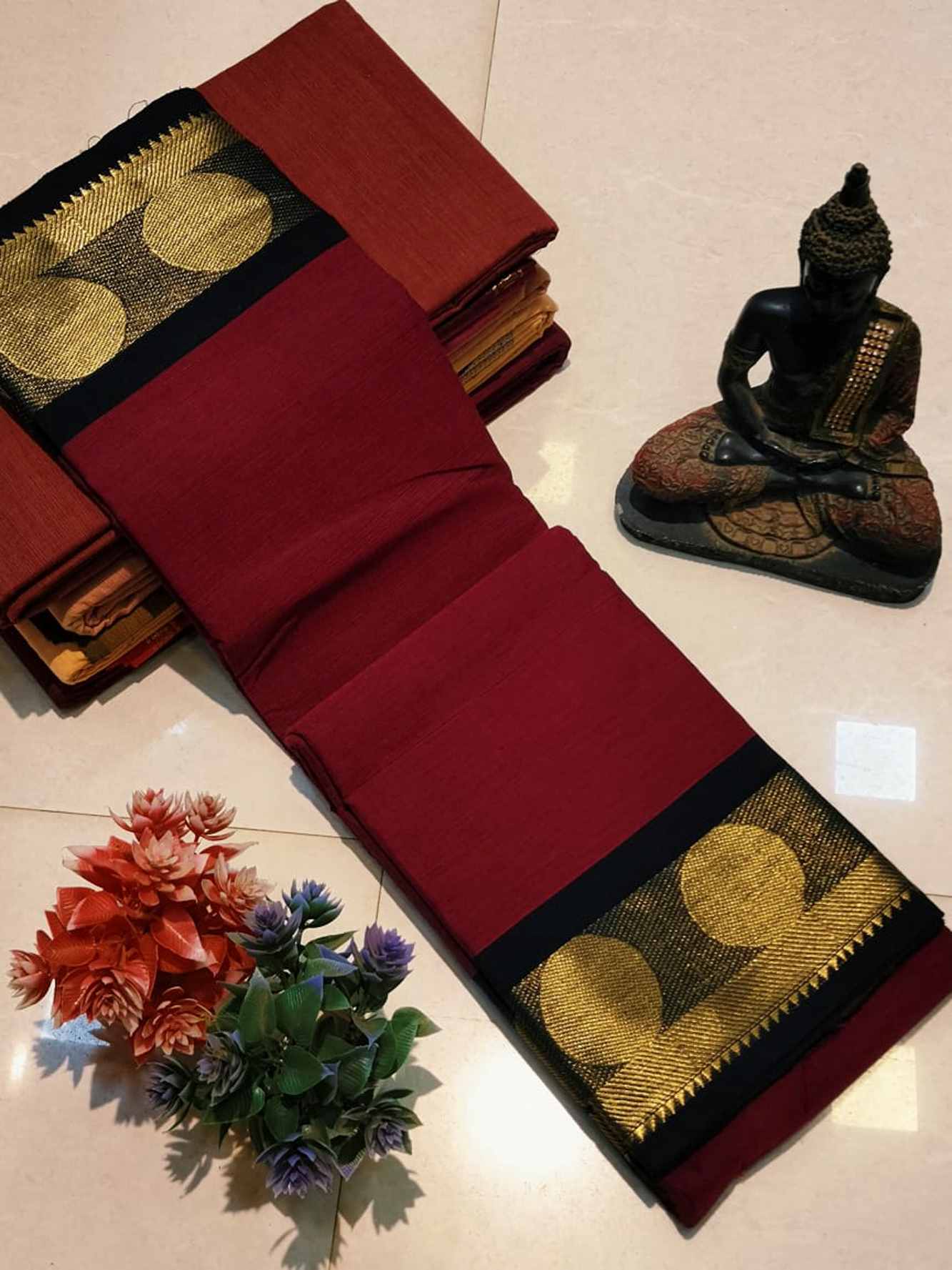 Pure Cotton Solid with Black and Golden Kanchi Zari Border Wrap in 1 minute Saree