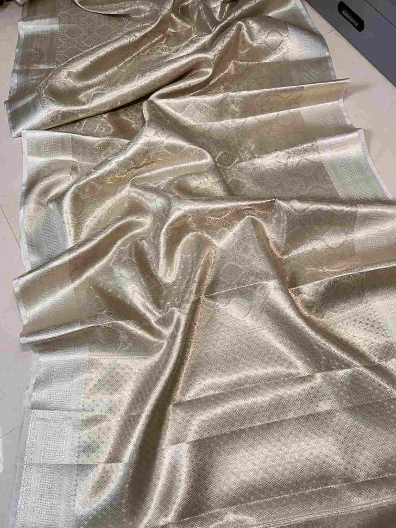 Naintaara  Inspired Off White Tissue Silk Zari Border Wrap in 1 Minute Saree