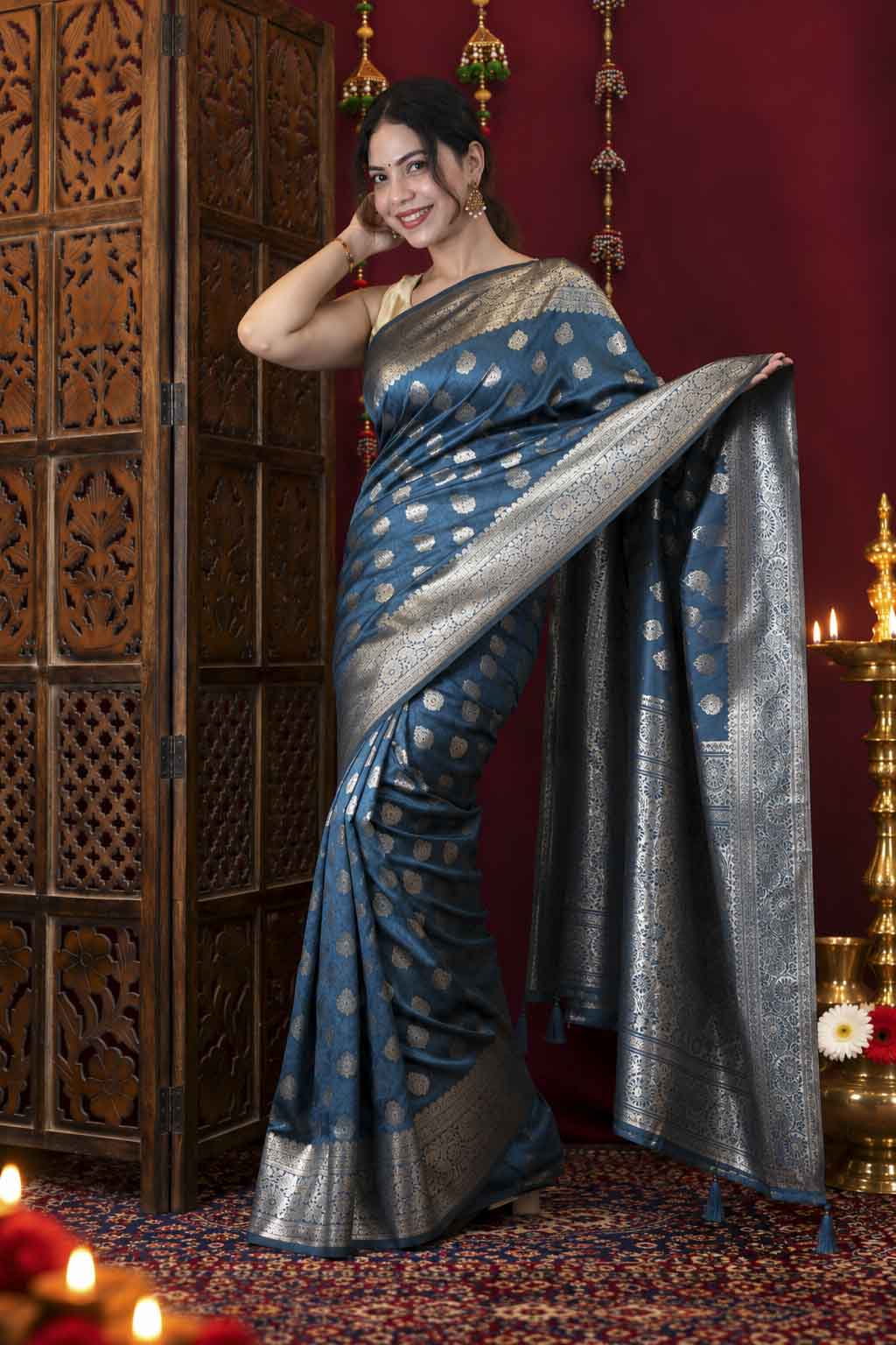 Zari Butta Overall With Ornate Palla & Border Prestitch Saree