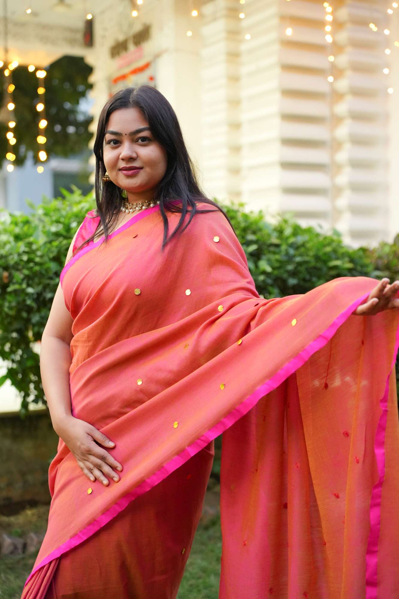 Handloom with handwoven Tikki all over prestitched saree