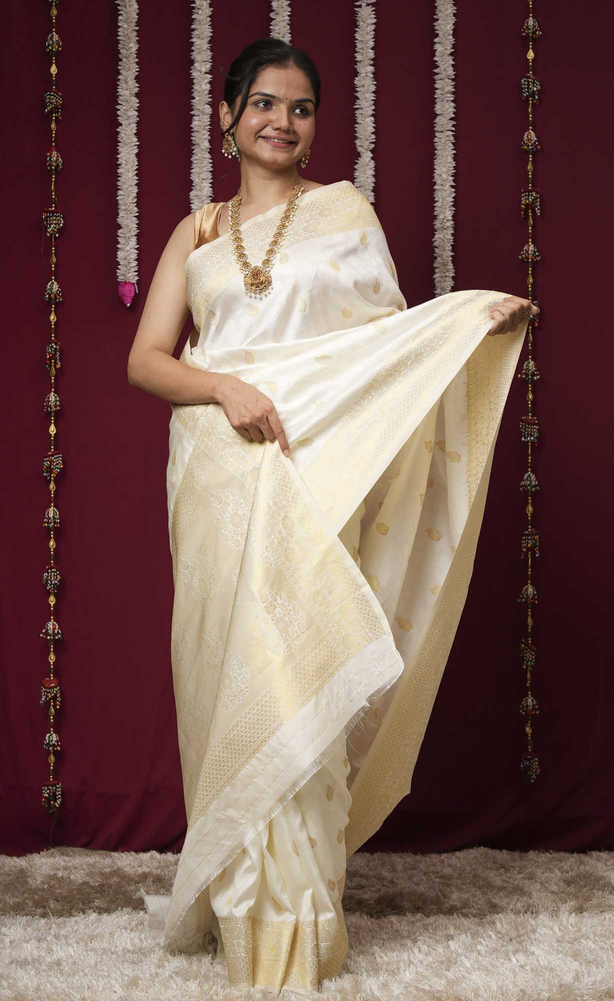 Onam Special Zari Woven kasavu Ready To Wear Saree