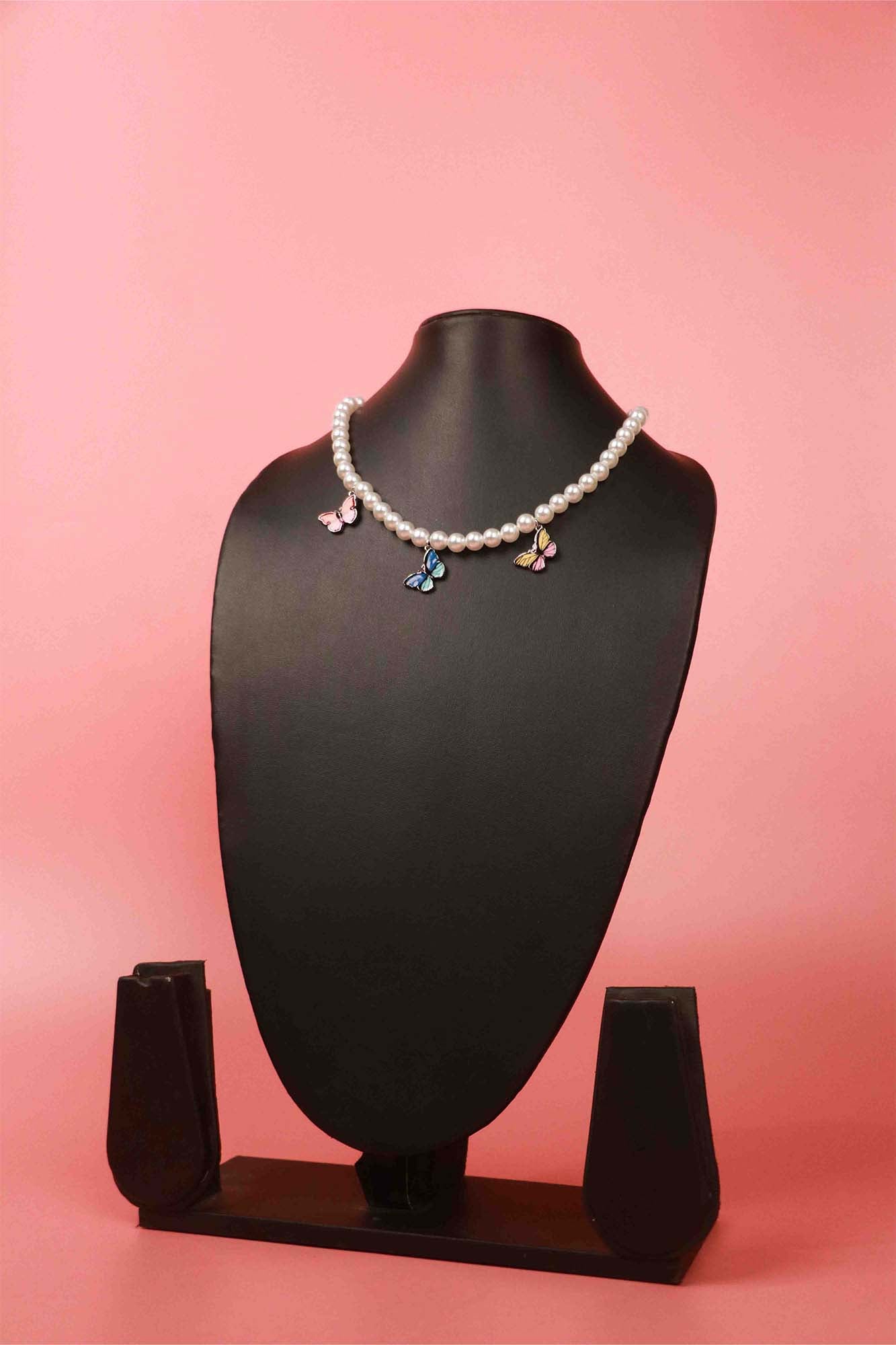 White Gold-Plated Pearl & Butterfly Chain Necklace - Isadora Life Online Shopping Store