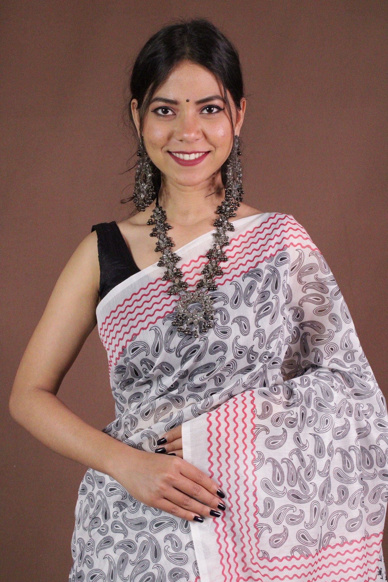 White Handblock cotton print Wrap in 1 minute saree - Isadora Life Online Shopping Store