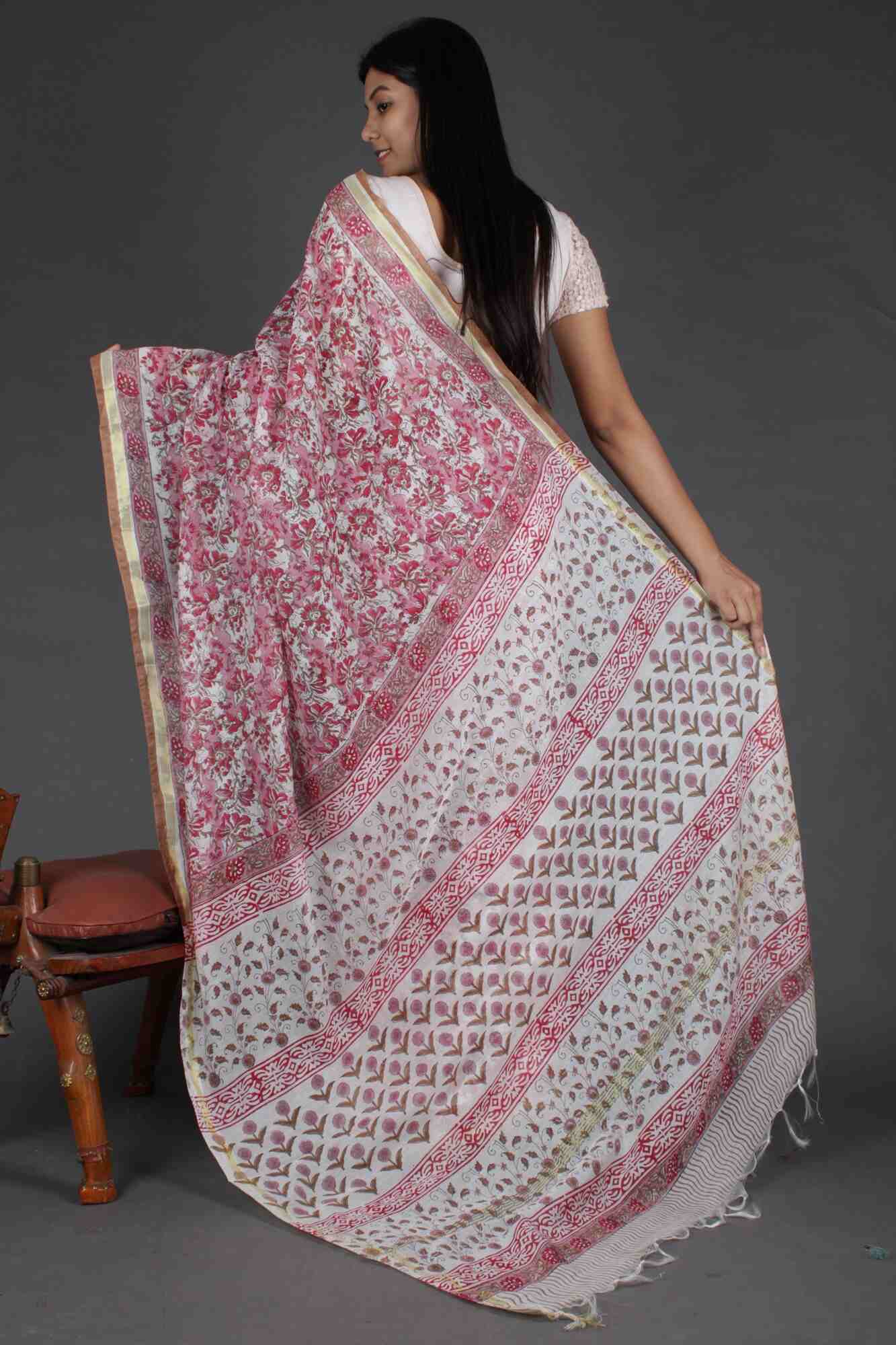 PINK & WHITE SOFT CHANDERI COTTON FLORAL PRINTED WRAP IN 1 MINUTE SAREE - Isadora Life Online Shopping Store