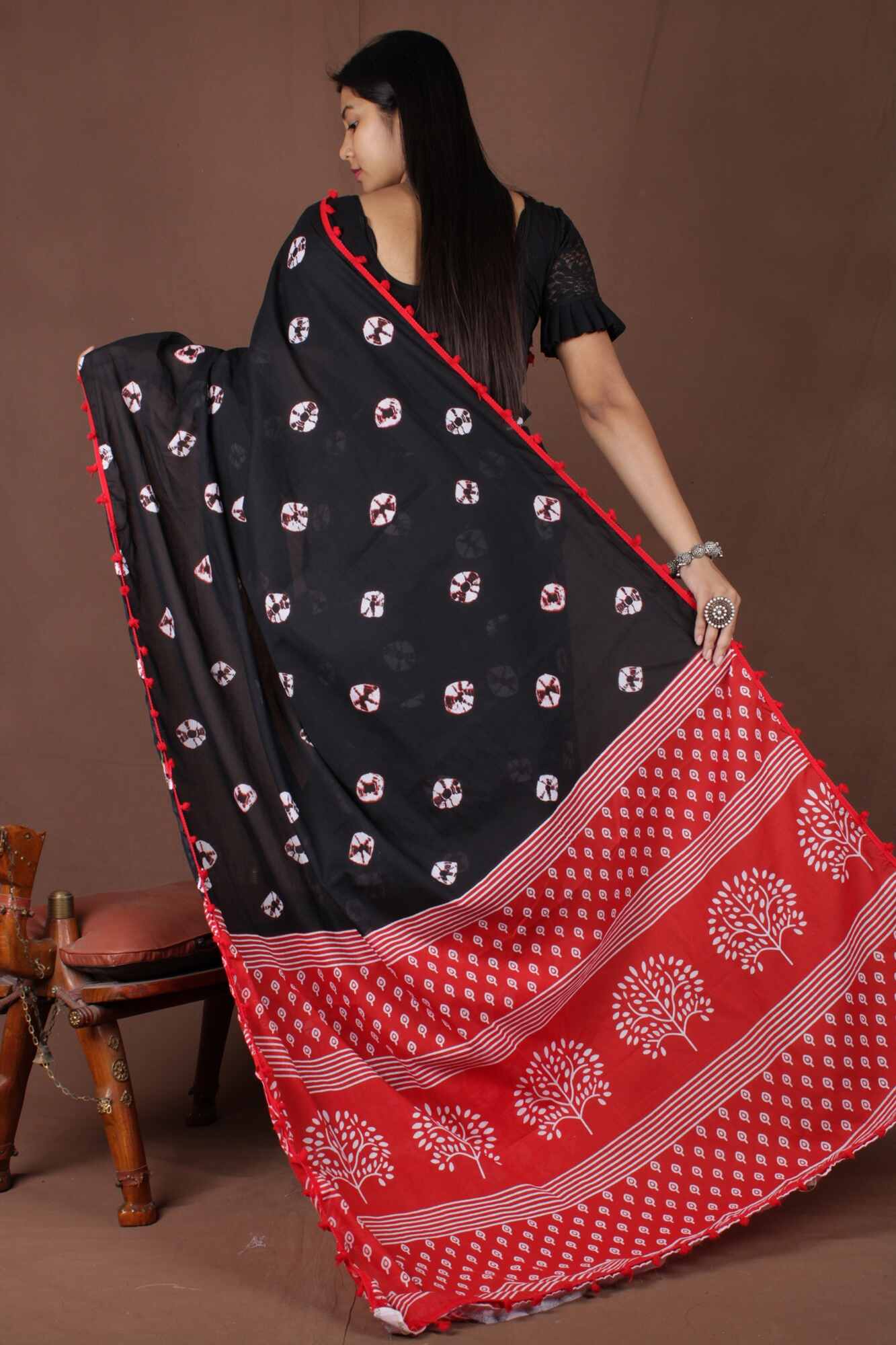 BLACK AND RED COTTON MUL MUL PRINTED SAREE WITH POMPOM - Isadora Life Online Shopping Store