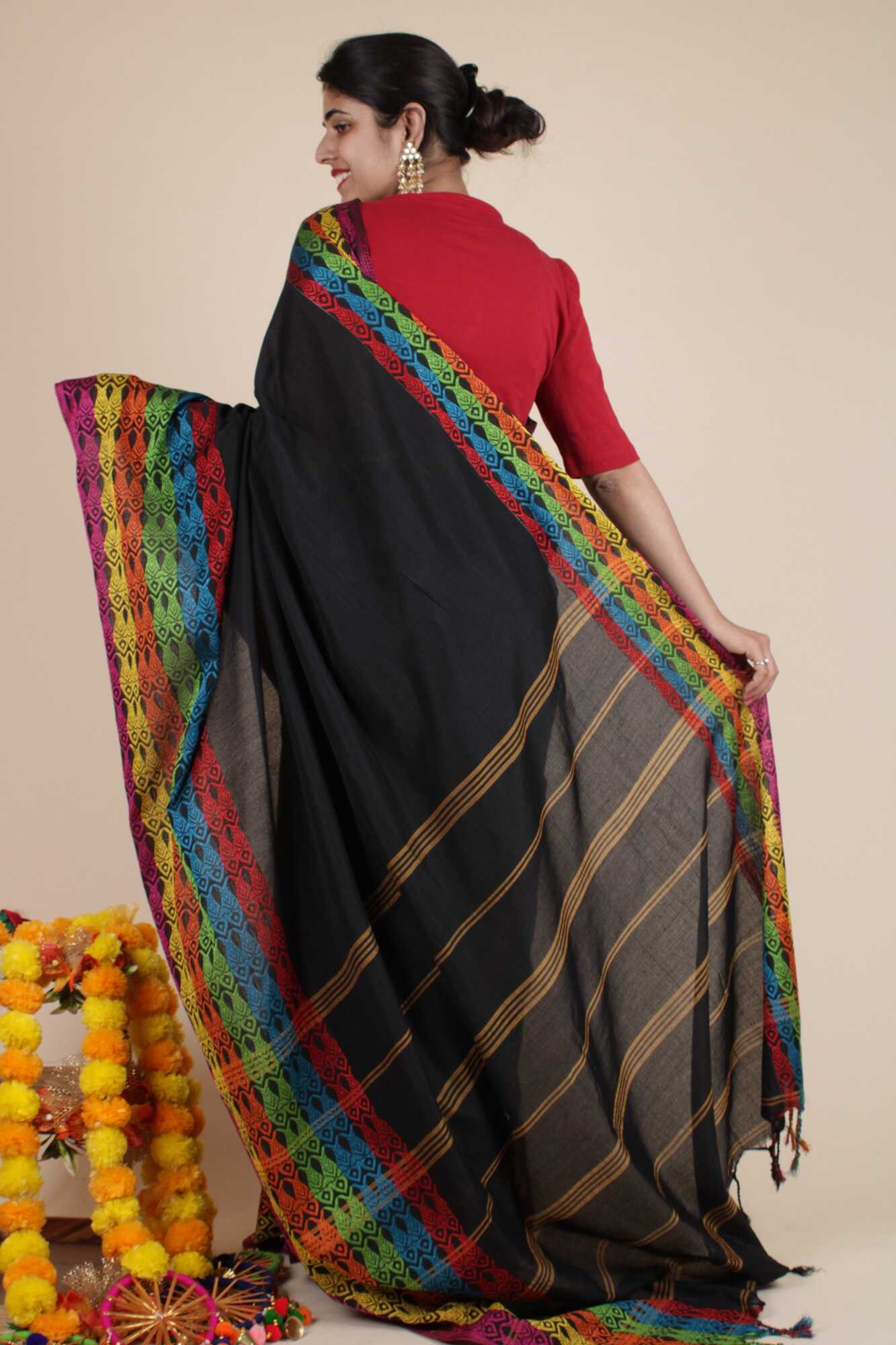 Saatkahon I- Handwoven Pure Khadi Cotton Saree - Bindi Studio