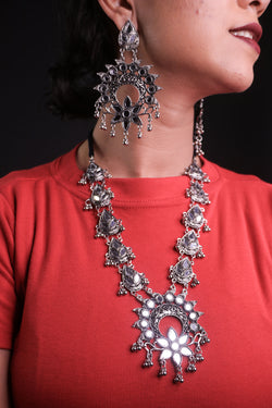 Funky silver mirror worked jewellery set - Isadora Life Online Shopping Store
